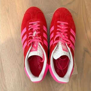Adidas Women's Red and Pink Platform Sneakers